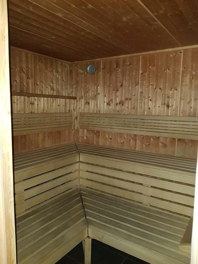 Apartament Pomaranczowy Z Basenem,Sauna-Blisko Morza. Kołobrzeg Eksteriør billede